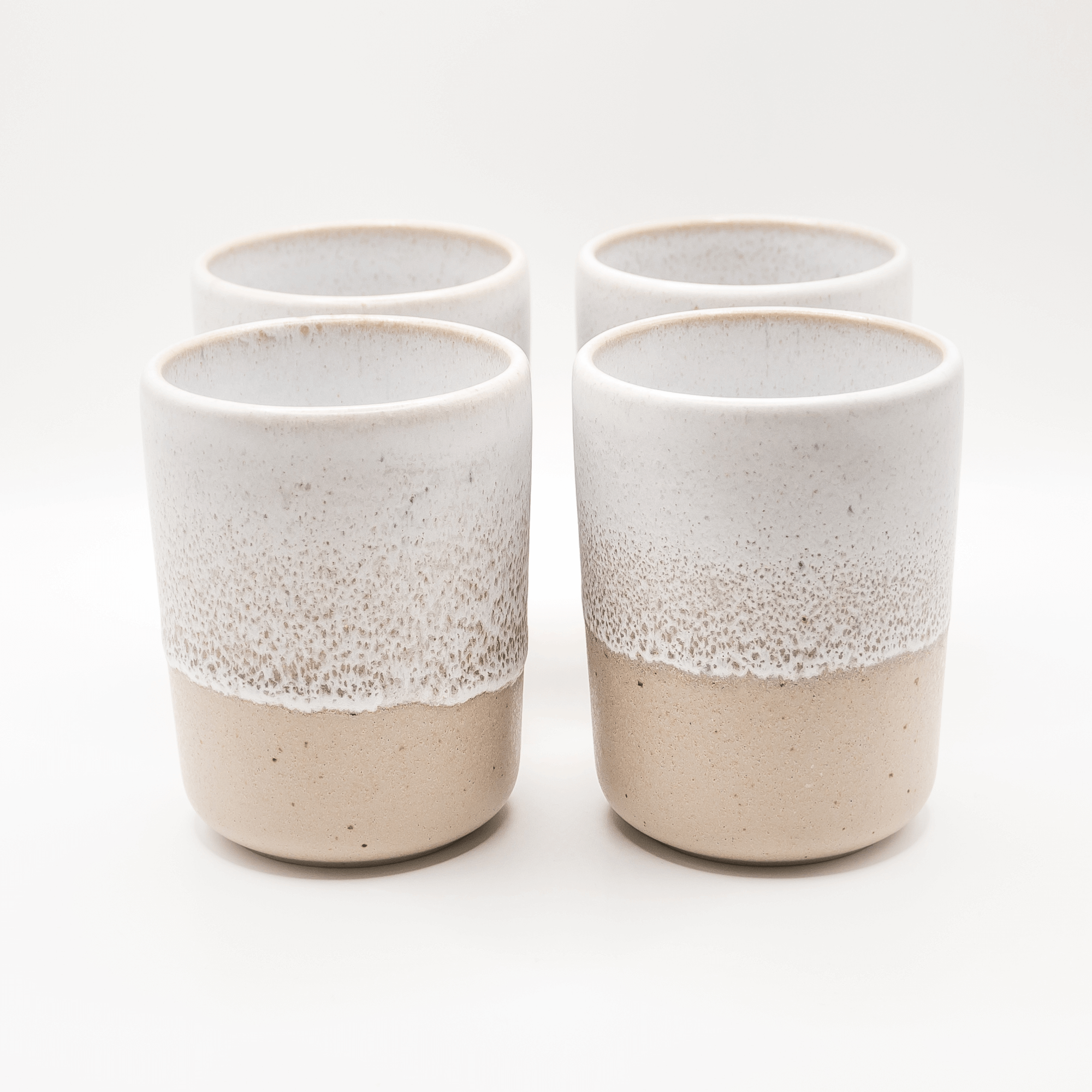 Steingut Becher Aalina in Weiß / Beige – EDDA stoneware